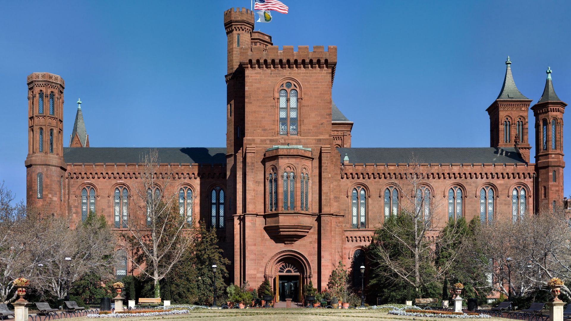 File:Smithsonian Building NR.jpg