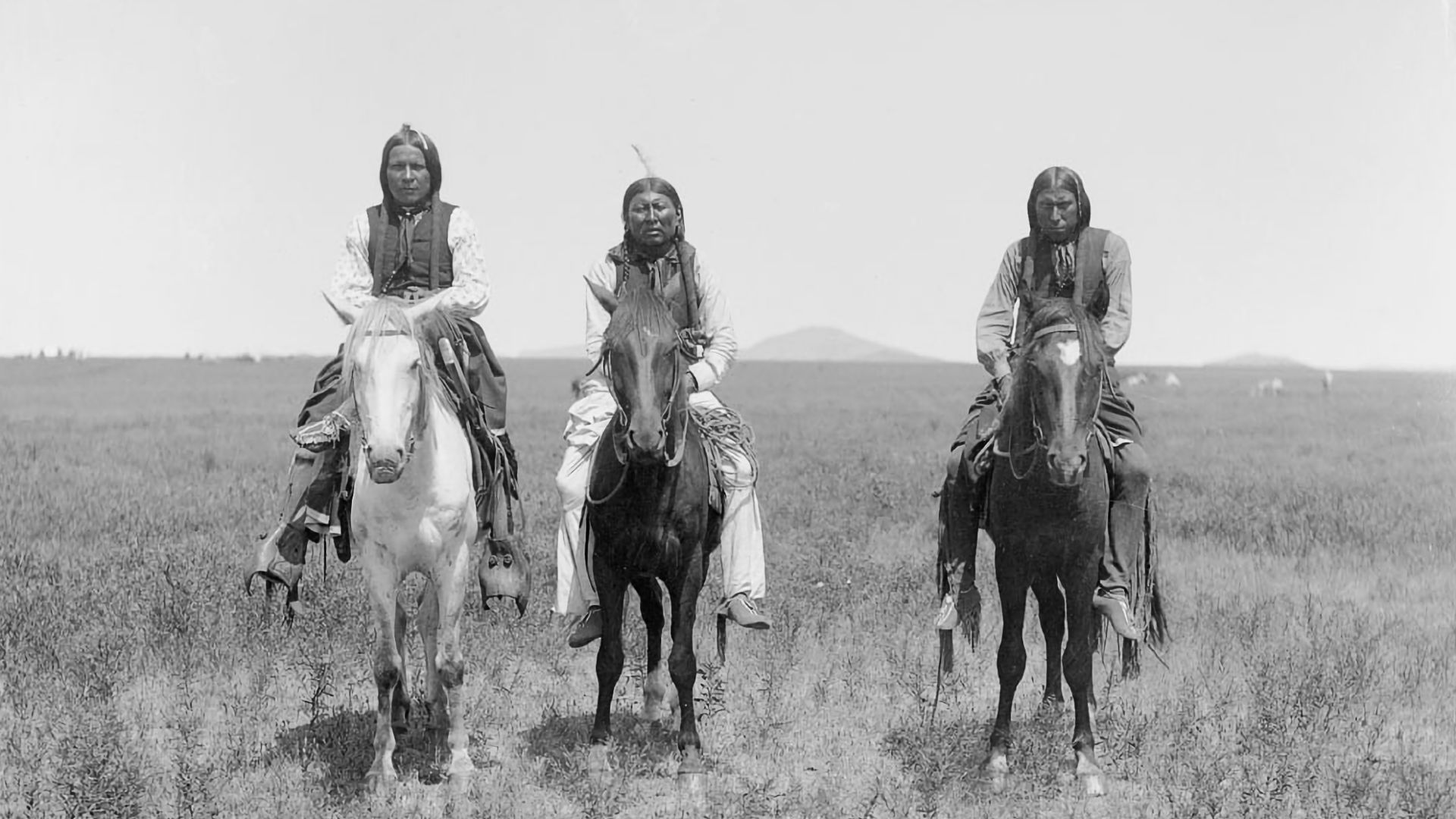File:Three mounted Comanche warriors - 1892.jpg
