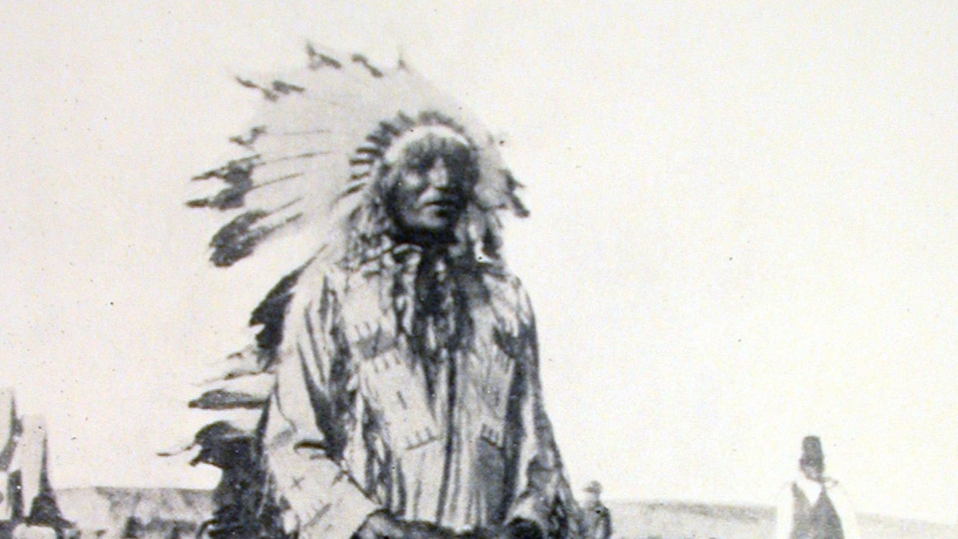 File:Old Man Crazy Horse (Worn) with War Bonnet.jpg
