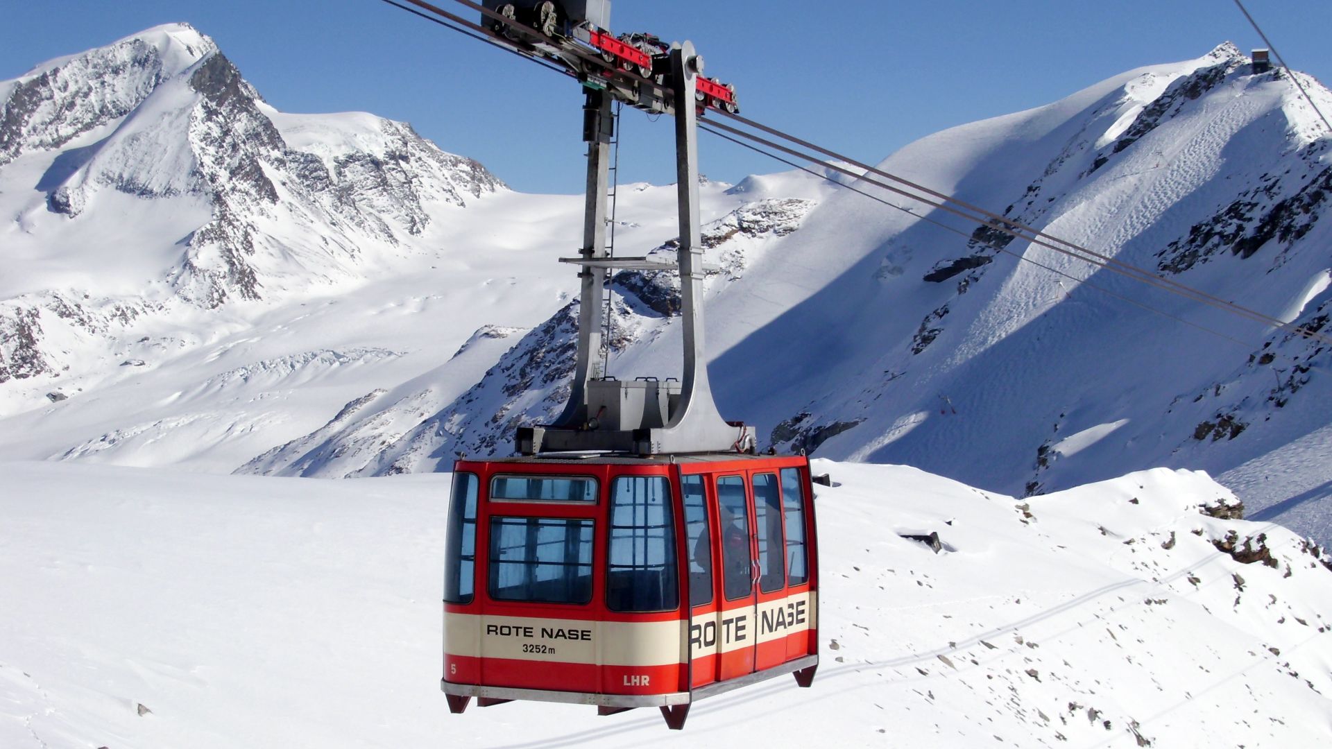 File:Funivia Rote Nase alt.JPG