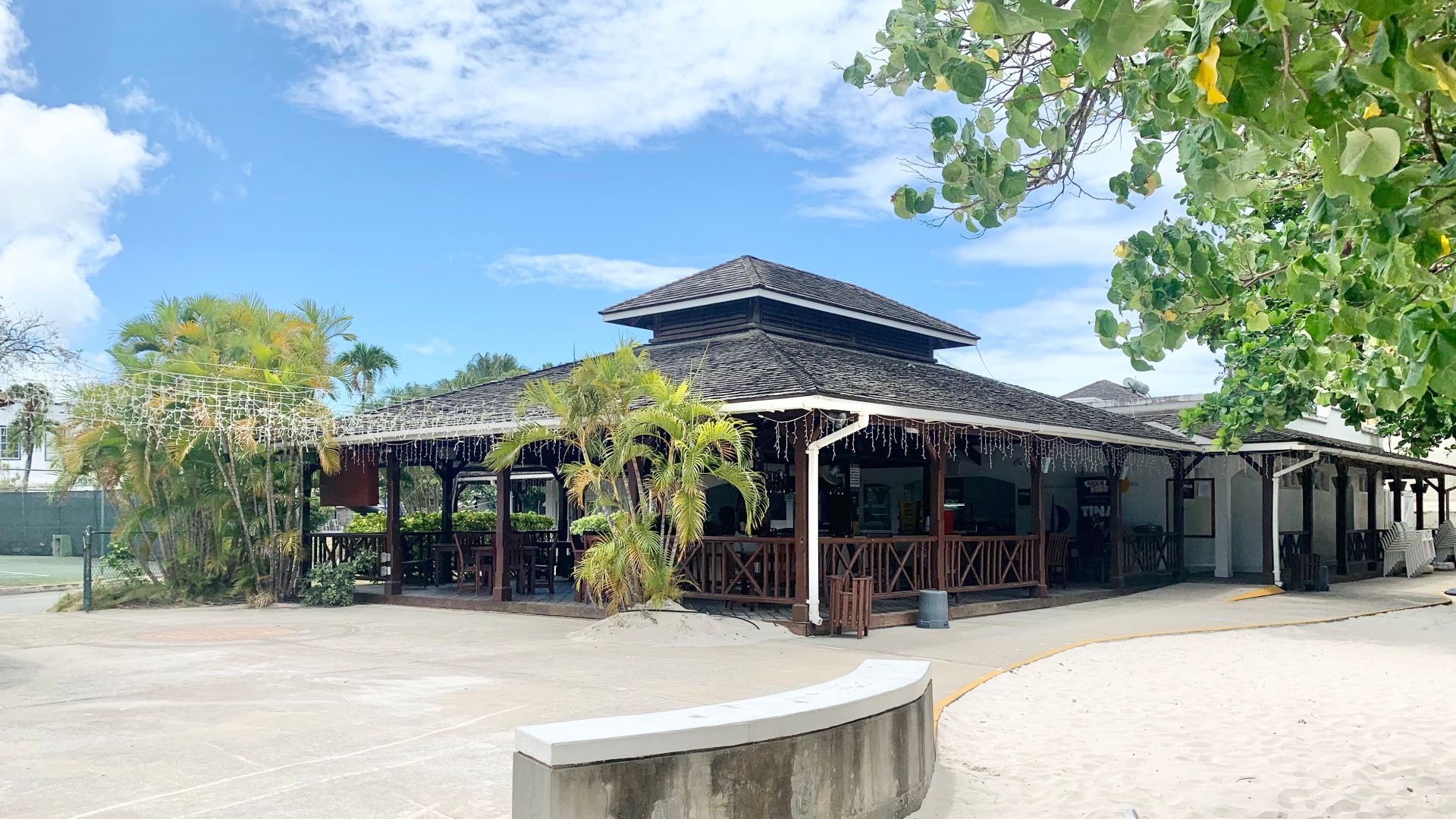 File:Barbados Yacht Club Beach Bar.jpg