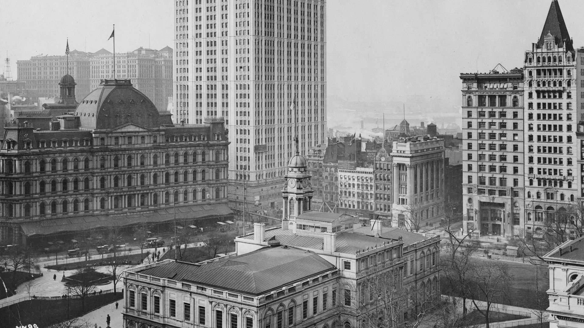 File:View of Woolworth Building fixed.jpg