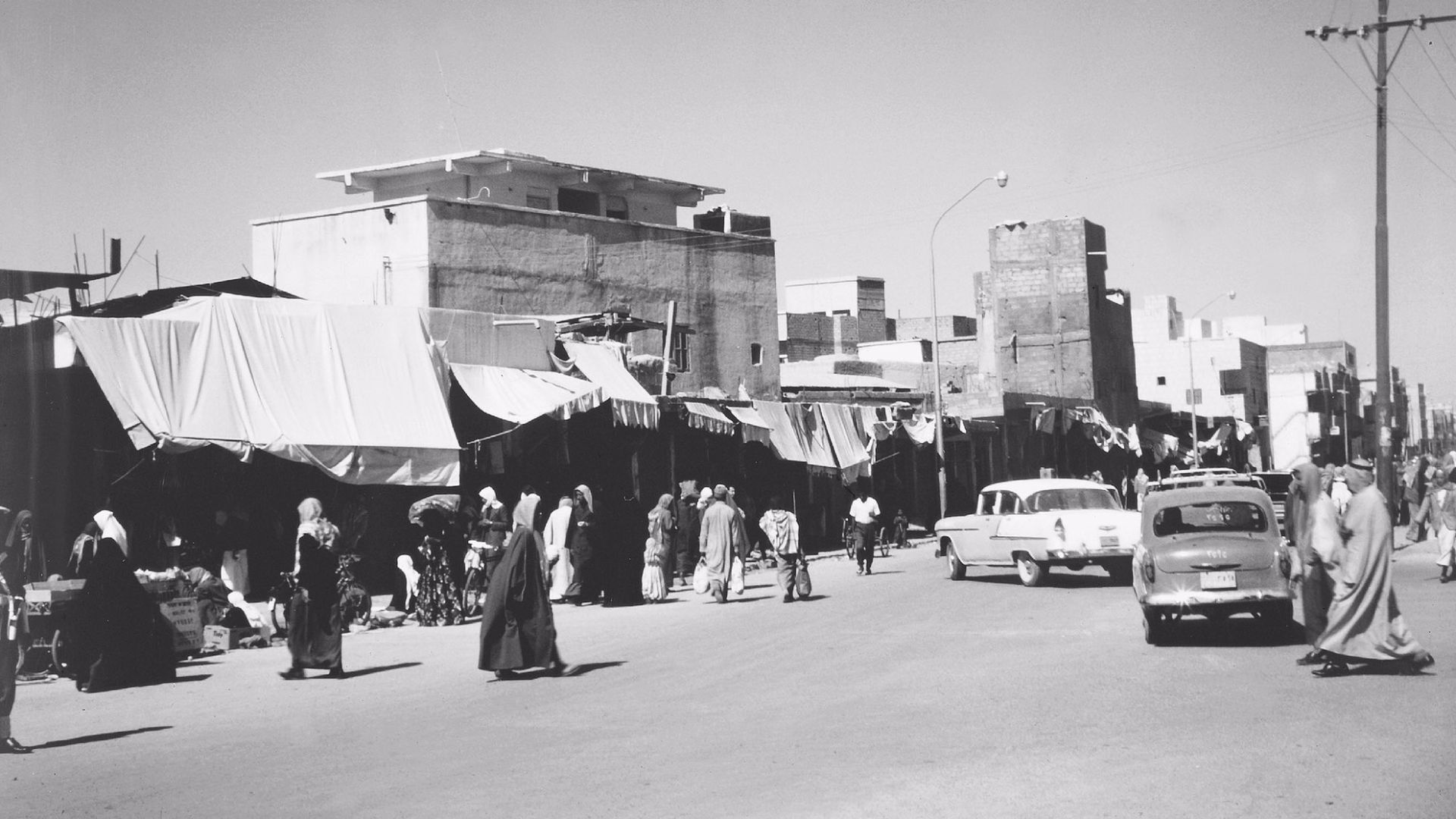 File:Souq Ushaiger Old Riyadh 1965.jpg