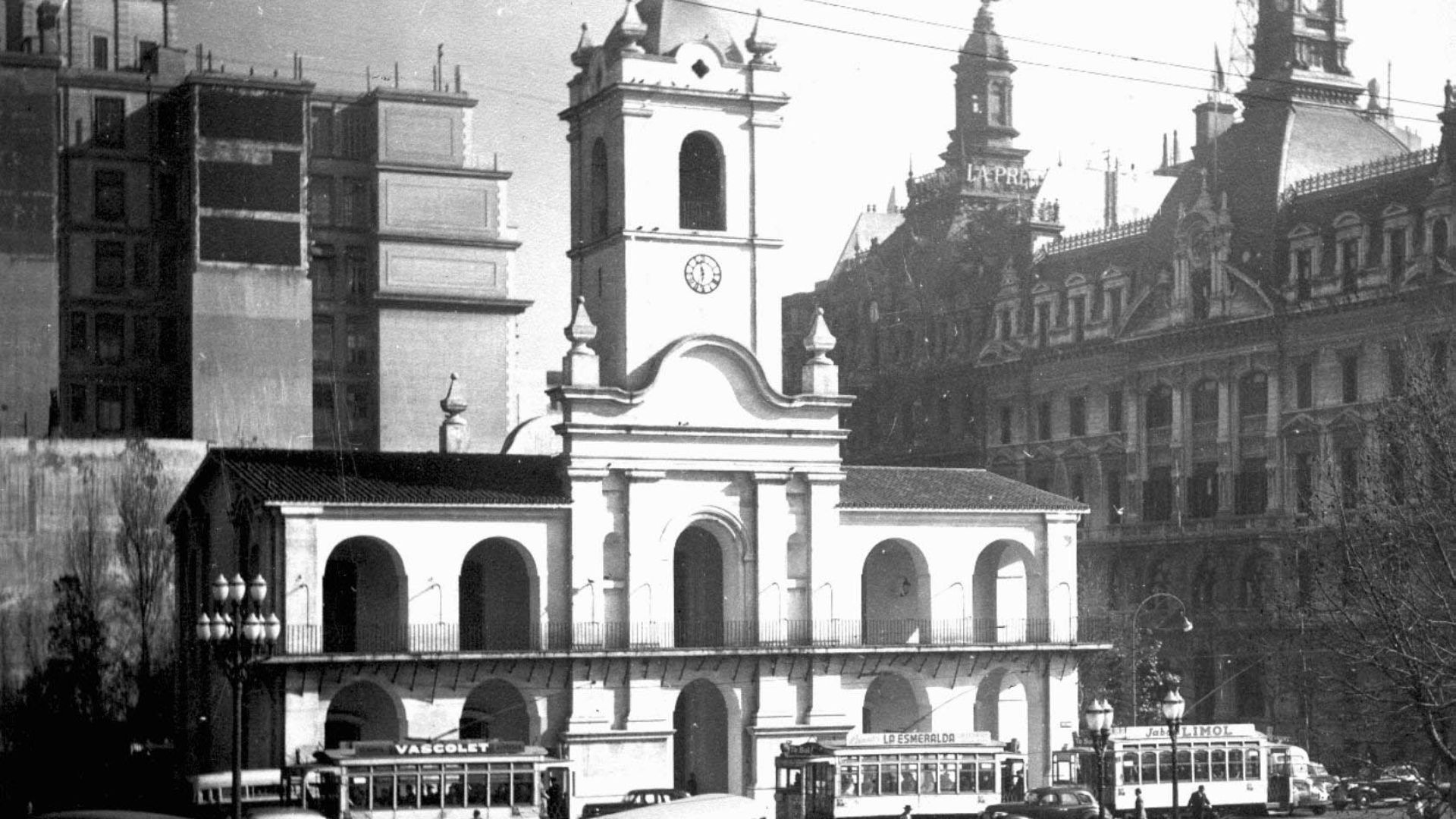 File:Cabildo de Buenos Aires en 1950.jpg