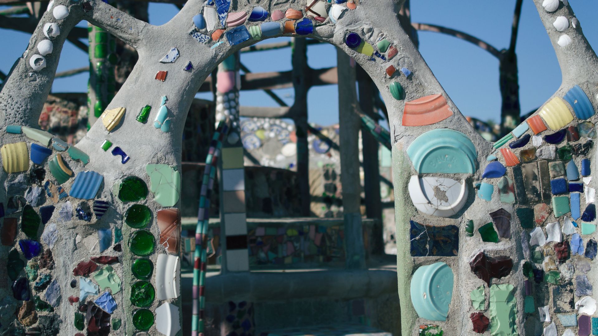 File:Watts Towers in Los Angeles 08.jpg