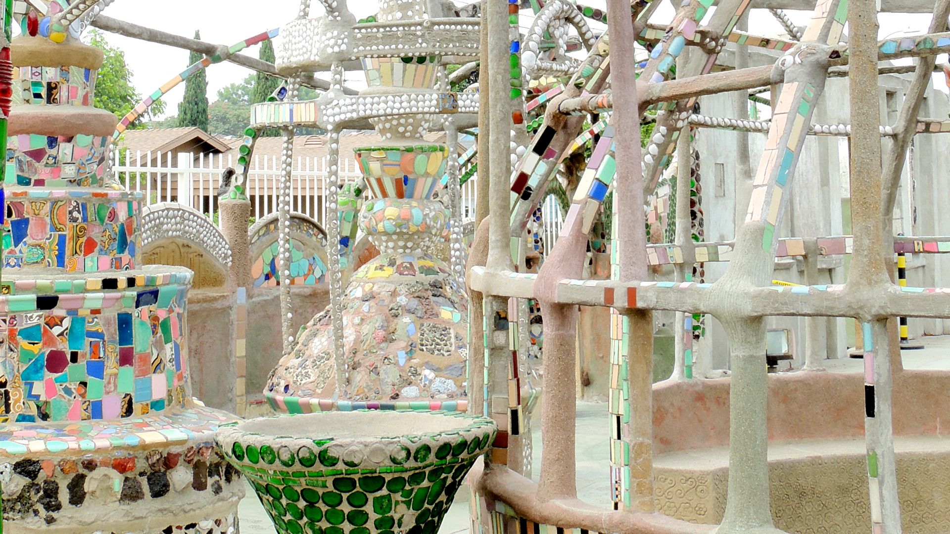 File:Watts Towers 155.jpg