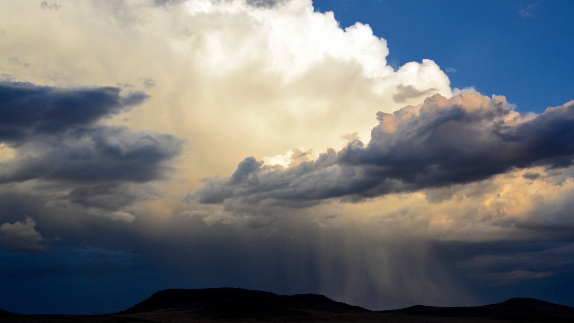 File:Monsoon storm (6049211169).jpg