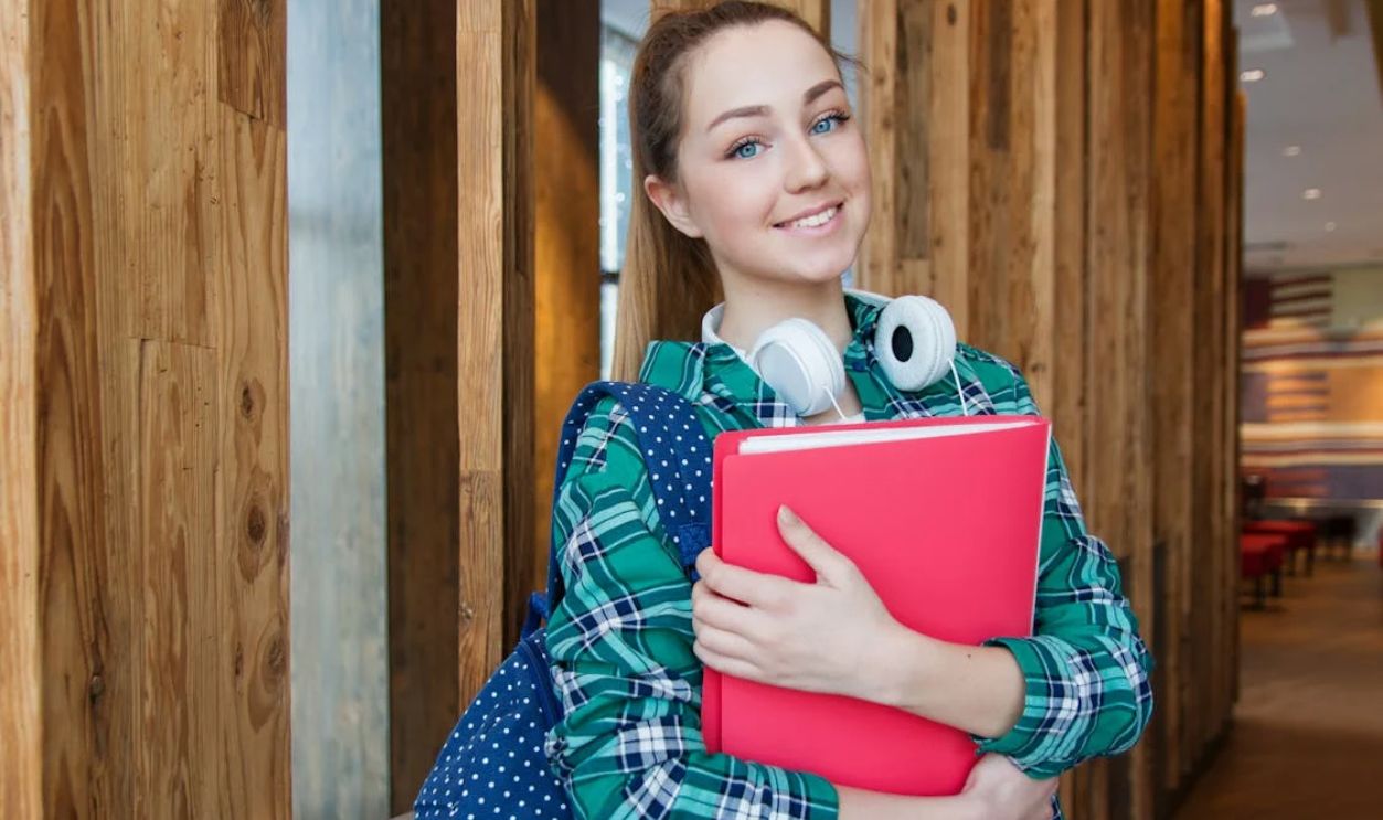 Untitled Design - 2025-12-20T161945.190