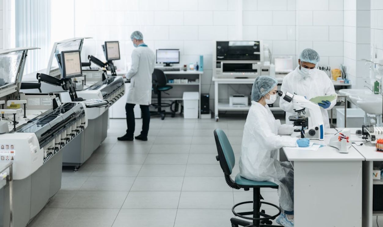 Growing Fast In A World Of Constant Stress