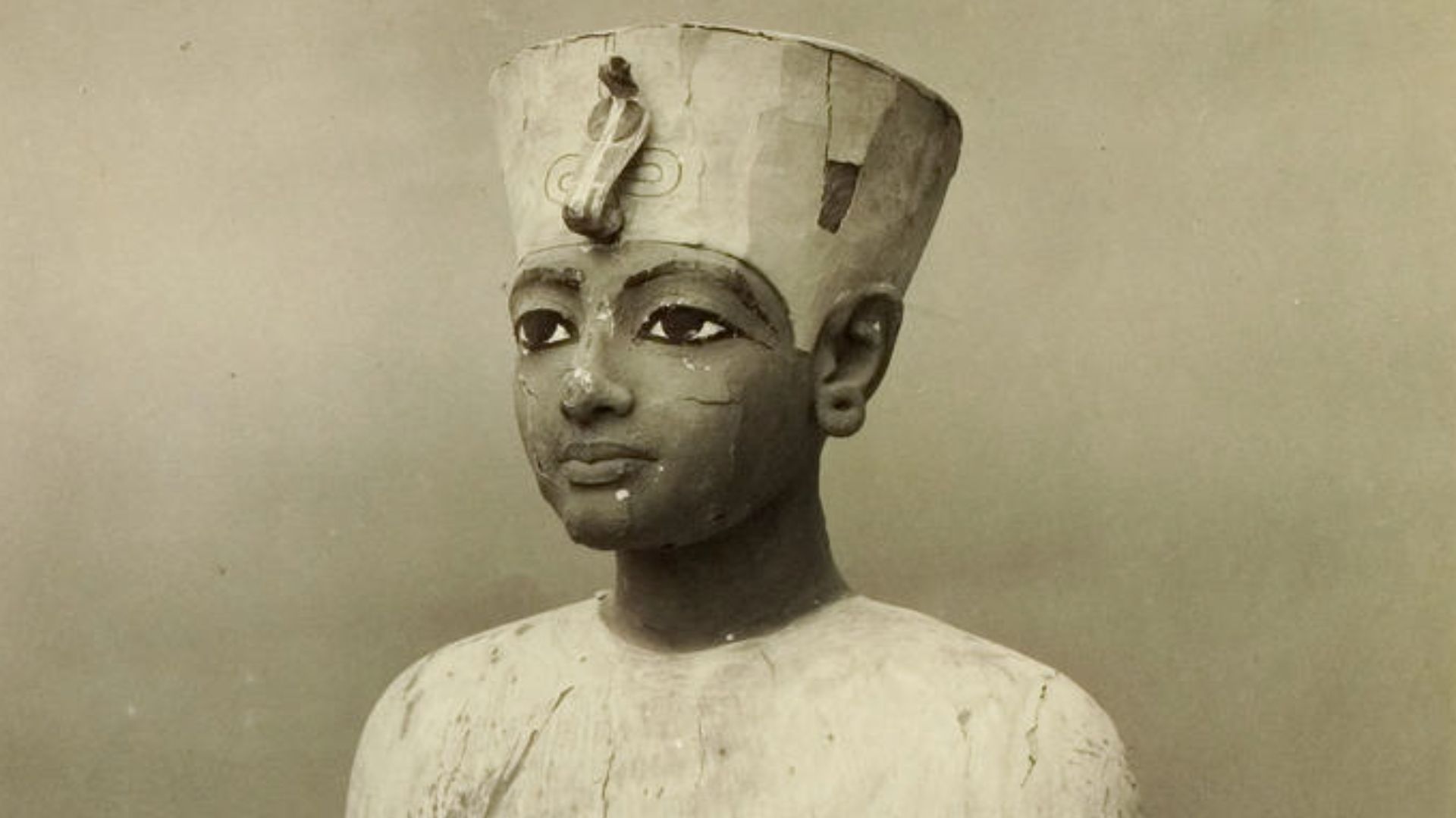 File:Tutankhamun tomb photographs 4 326.jpg