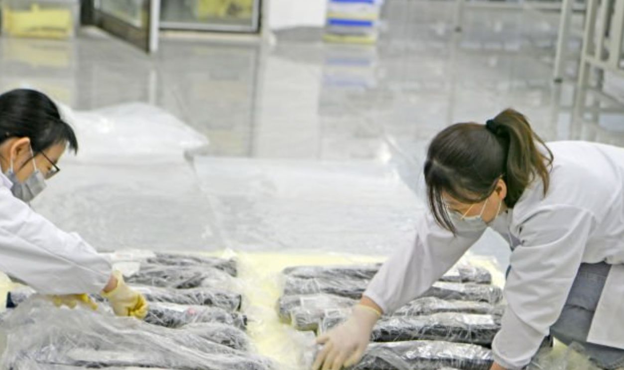 HUAINAN, CHINA - MAY 20: Archaeologists preserve the relics unearthed from Wuwangdun tomb at its excavation site on May 20, 2024 in Huainan, Anhui Province of China. The archaeological excavation at the Wuwangdun tomb in east China's Anhui Province has yielded major findings, unearthing over 3,000 cultural relics, according to China's cultural heritage administration.