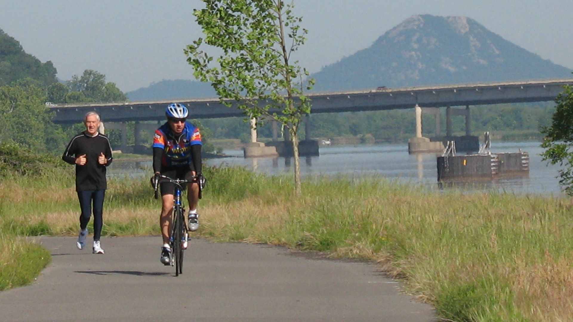File:Arkansas River Trail.jpg