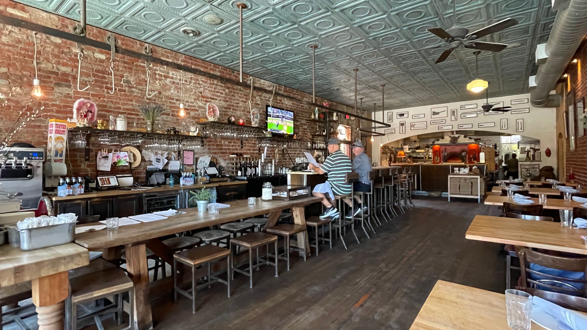 File:Diavola - August 2022 - Sarah Stierch 01.jpg