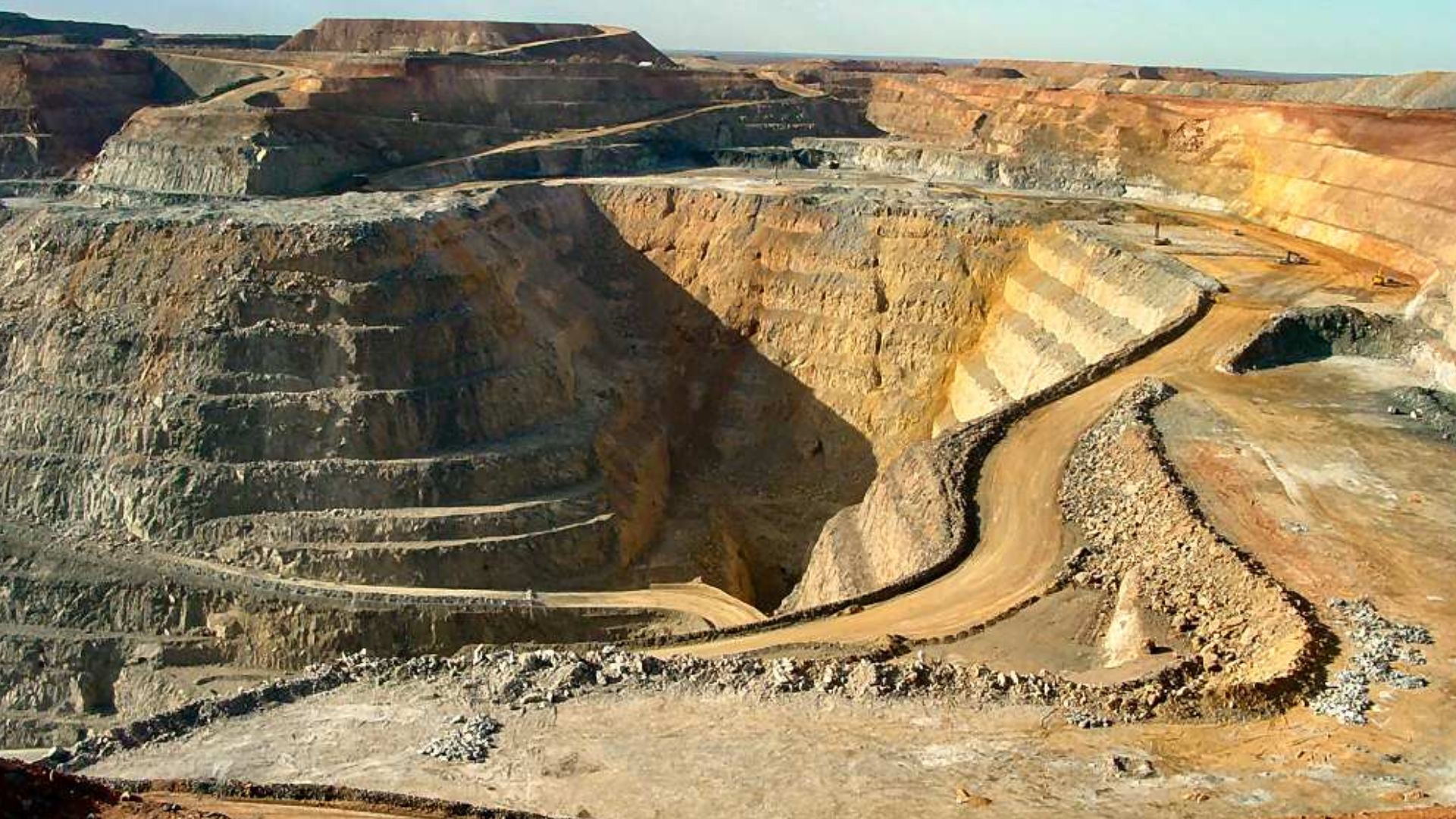 File:Kalgoorlie The Big Pit DSC04498.JPG