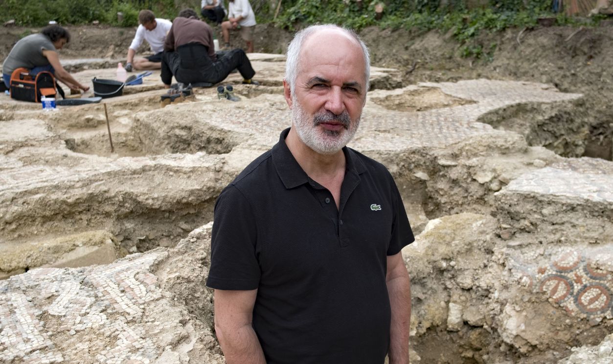 812645214 Inrap President Dominique Garcia