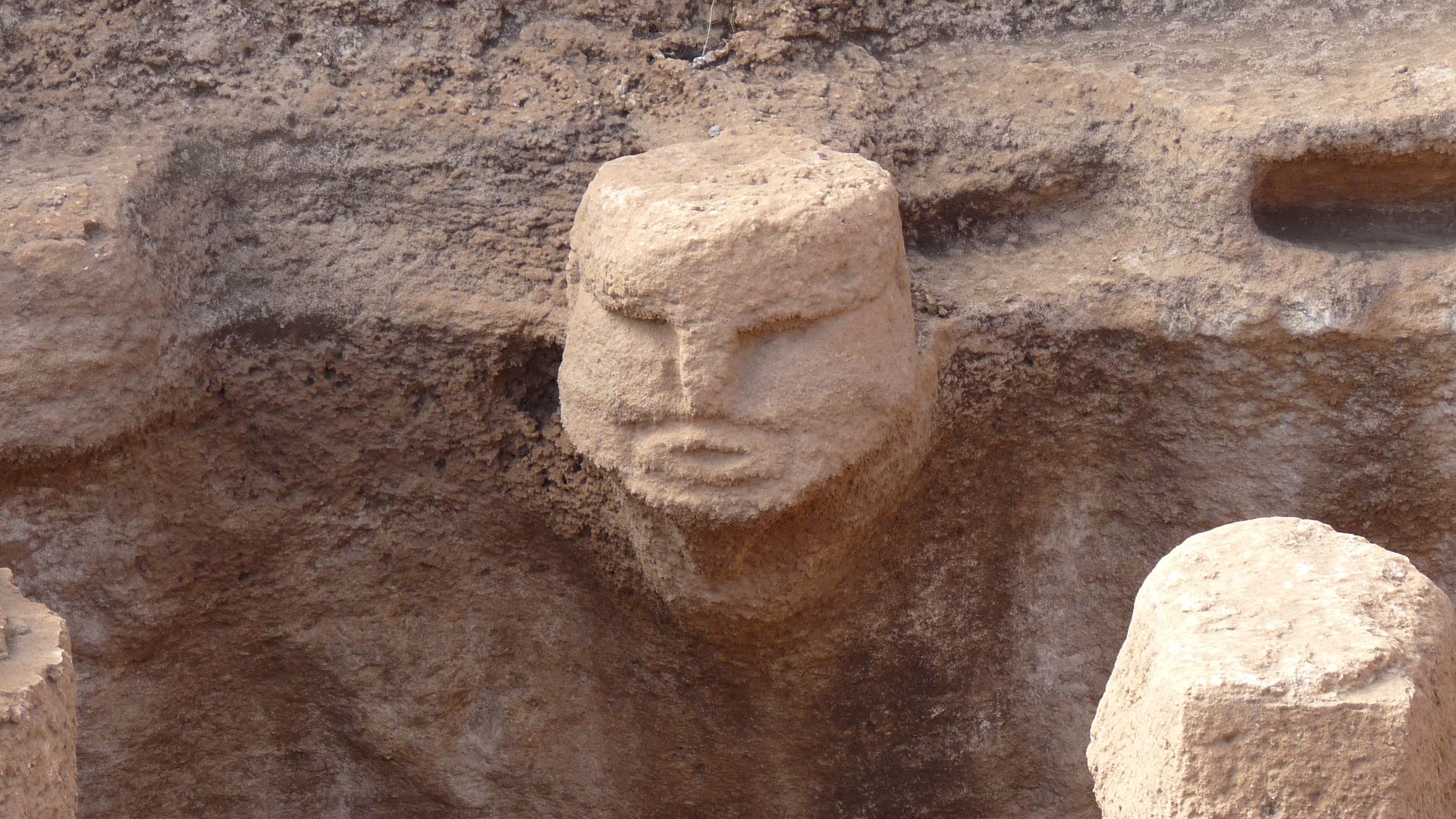File:Karahan Tepe human face.jpg