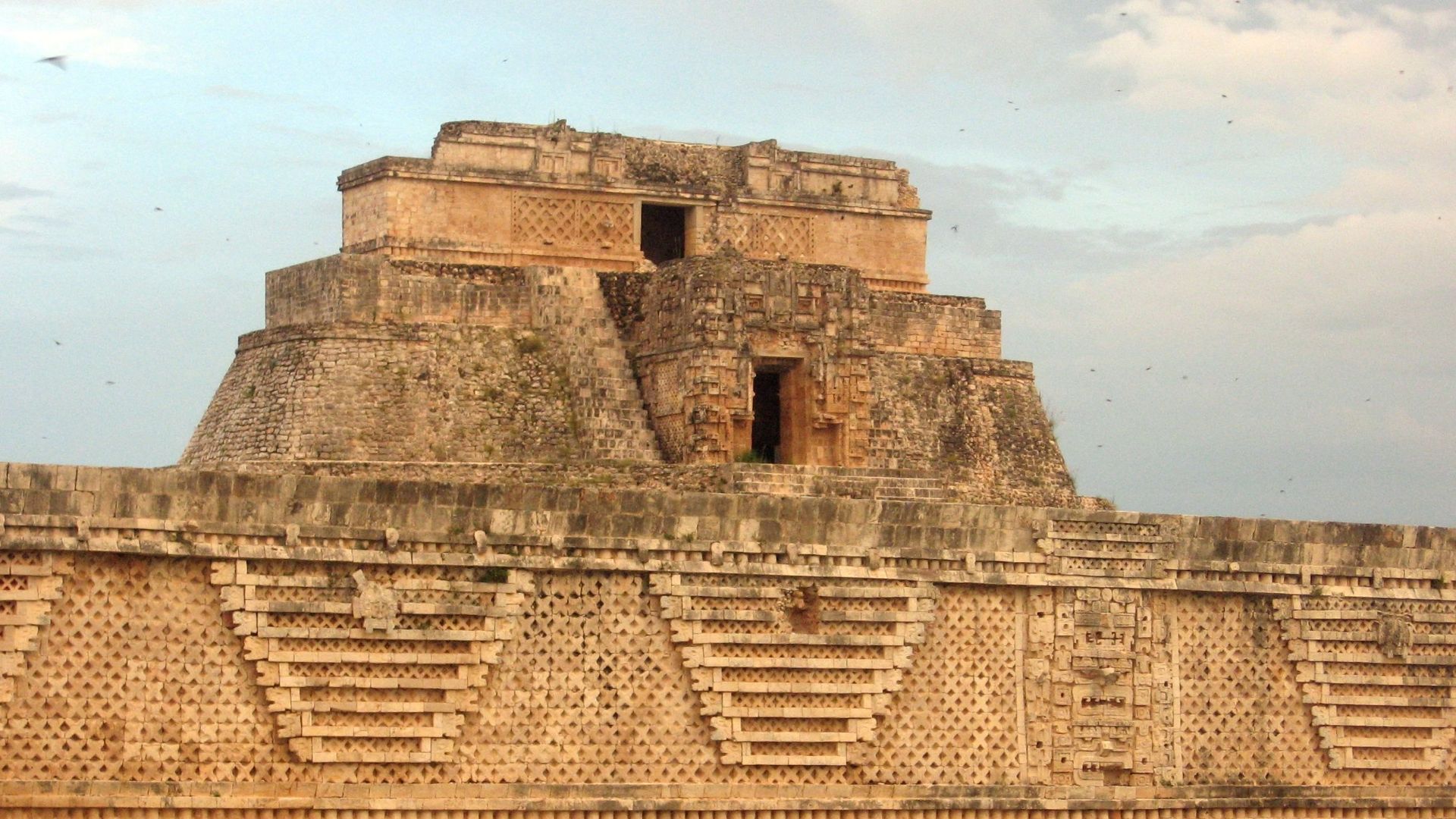 File:Uxmal.jpg