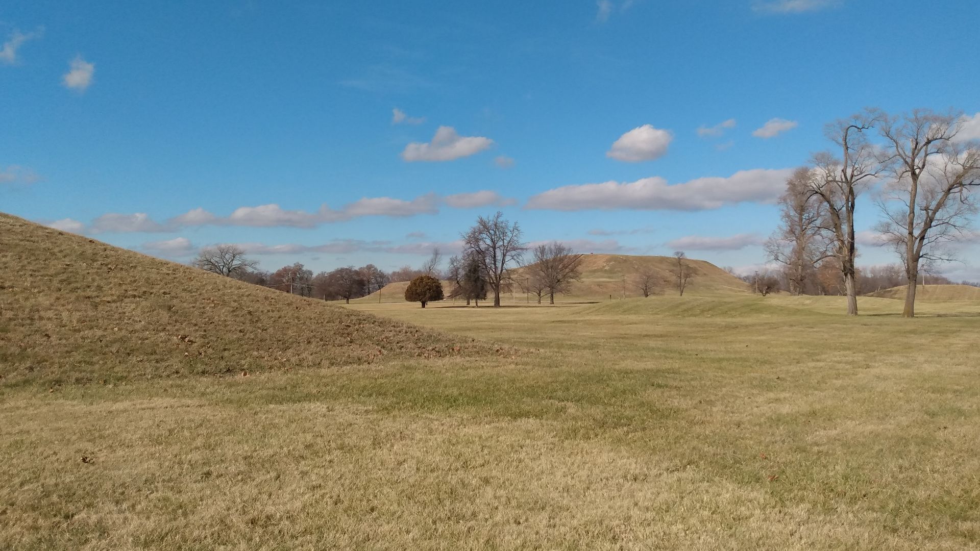 File:Monks Mound-55.jpg