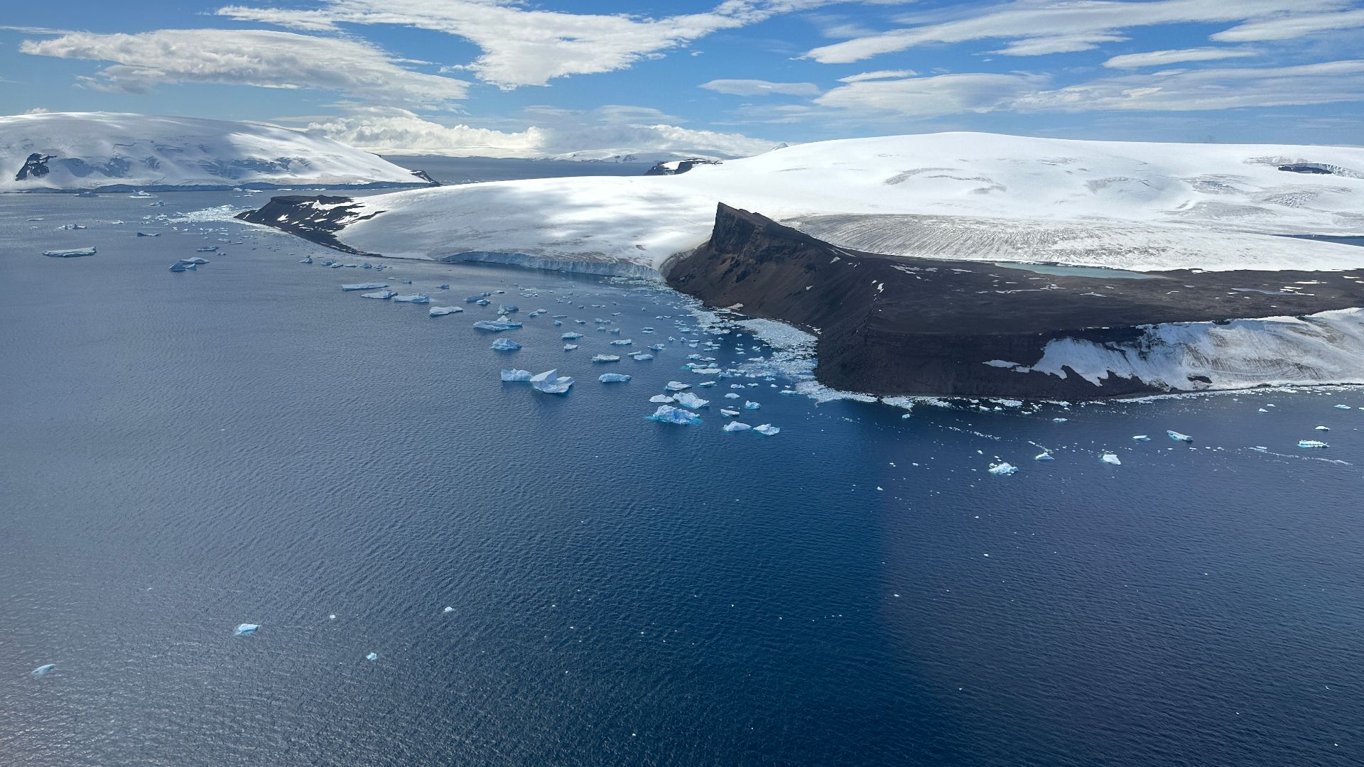 File:Rafael Mariano Grossi, IAEA Director-General, travels to Antarctica on 6 January 2024 - 19.jpg