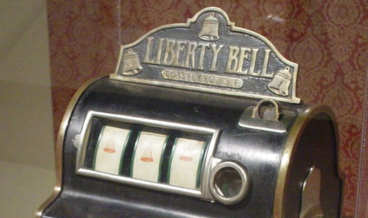 Liberty Bell Machine