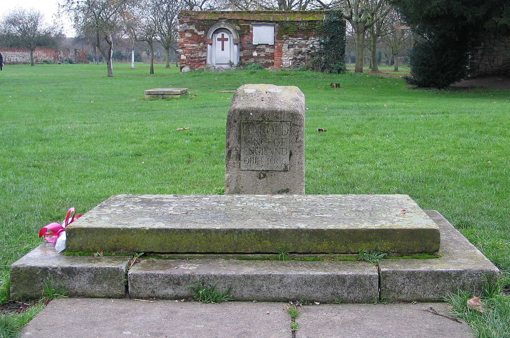 The supposed grave of King Harold Godwinson, d.1066