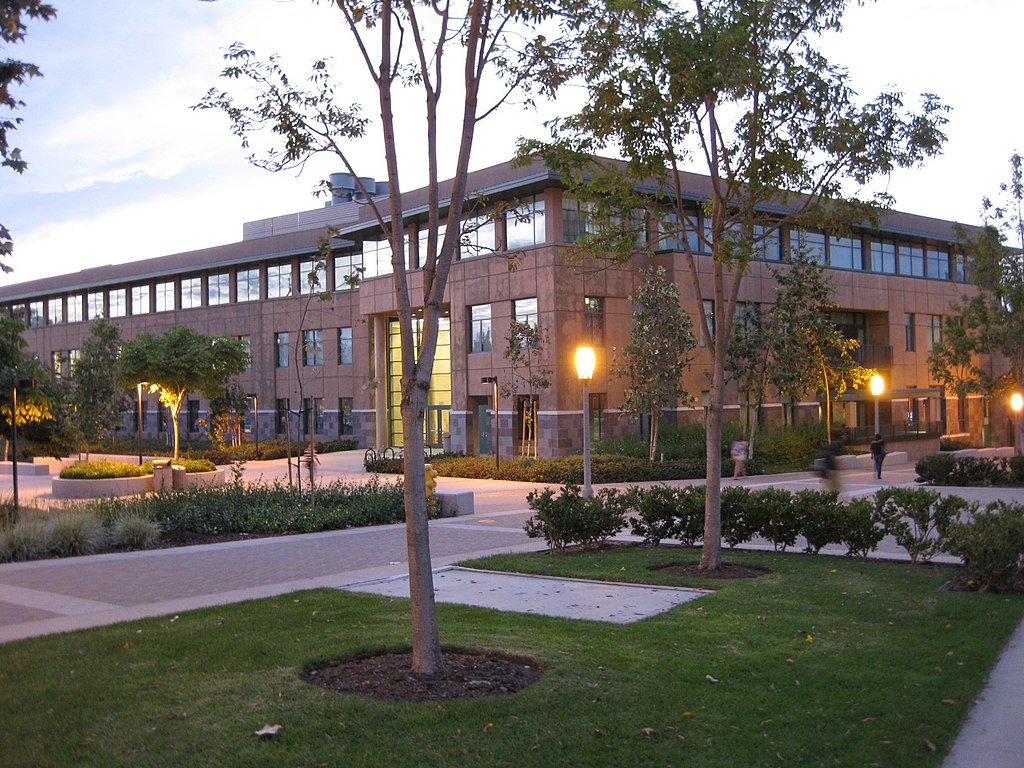 Biological Science III, School of Biological Sciences