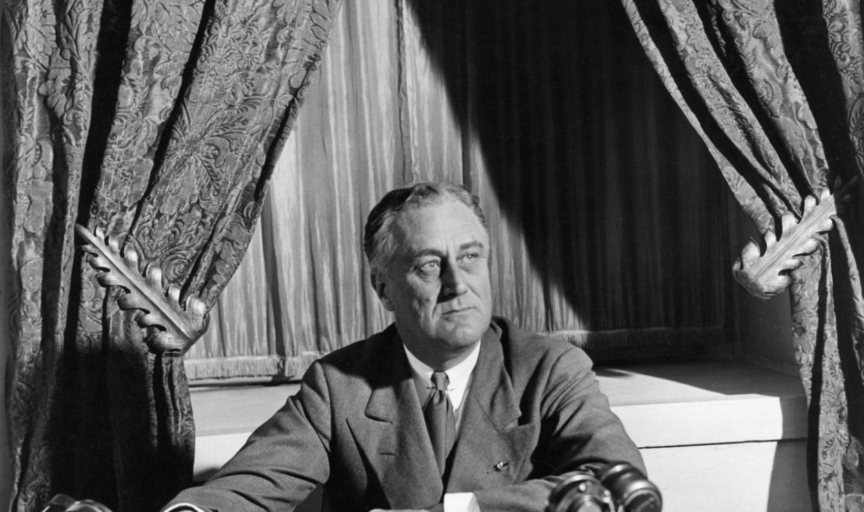 File:FDR-March-12-1933.jpg