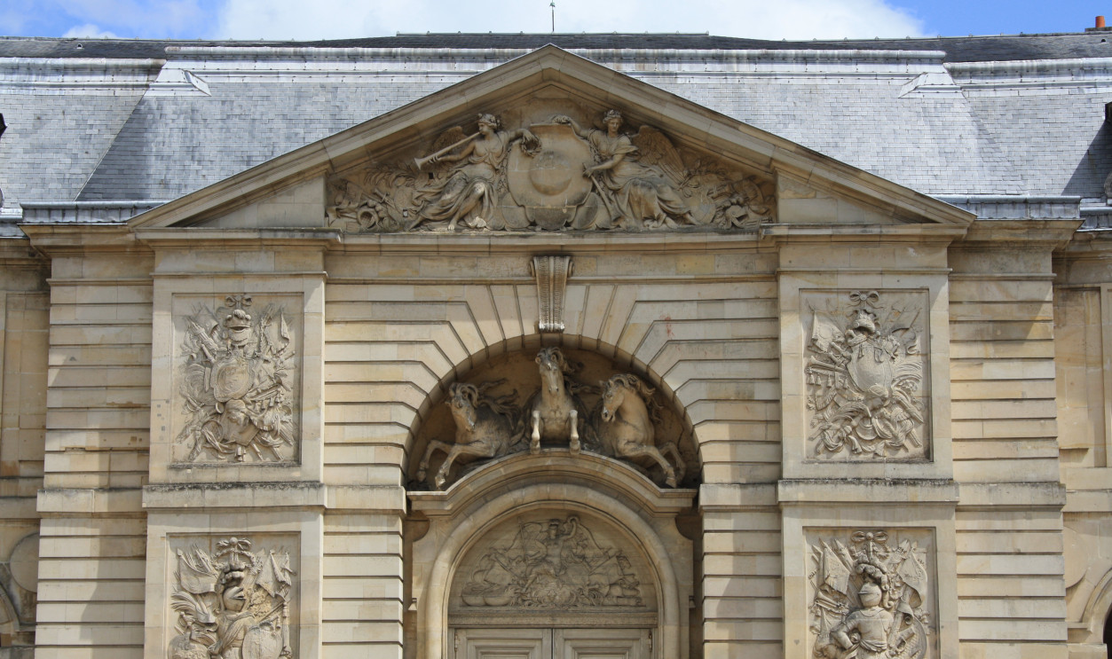File:Chateau de Versailles Grande Ecurie 3.jpg