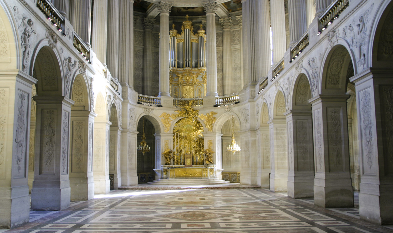 File:VersaillesChapelInterior.jpg