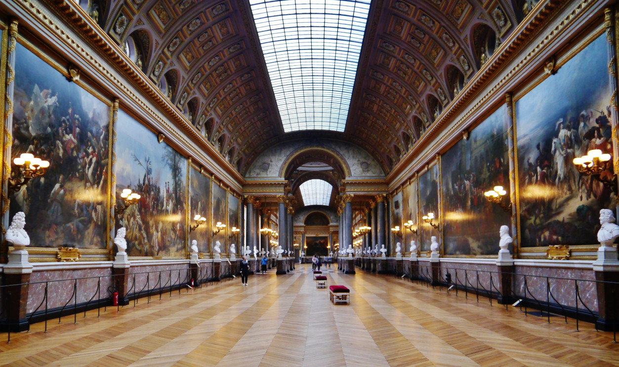 File:Versailles Château de Versailles Innen Galerie des Batailles 01.jpg