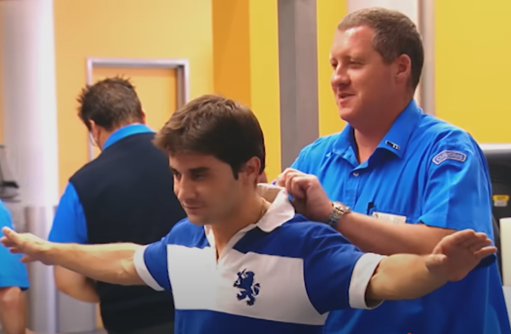 Screenshot from TV series - Border Security: Australia's Front Line (2004-)