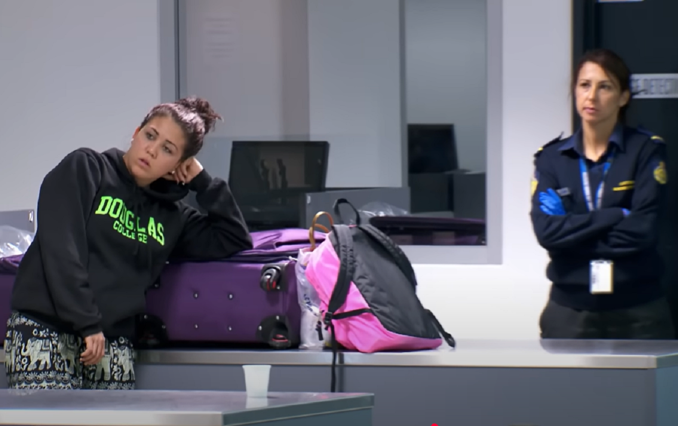 Screenshot from TV series - Border Security: Australia's Front Line (2004-)