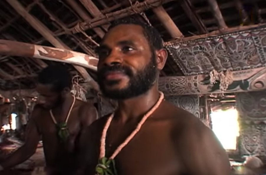 Papua New Guinea tribe