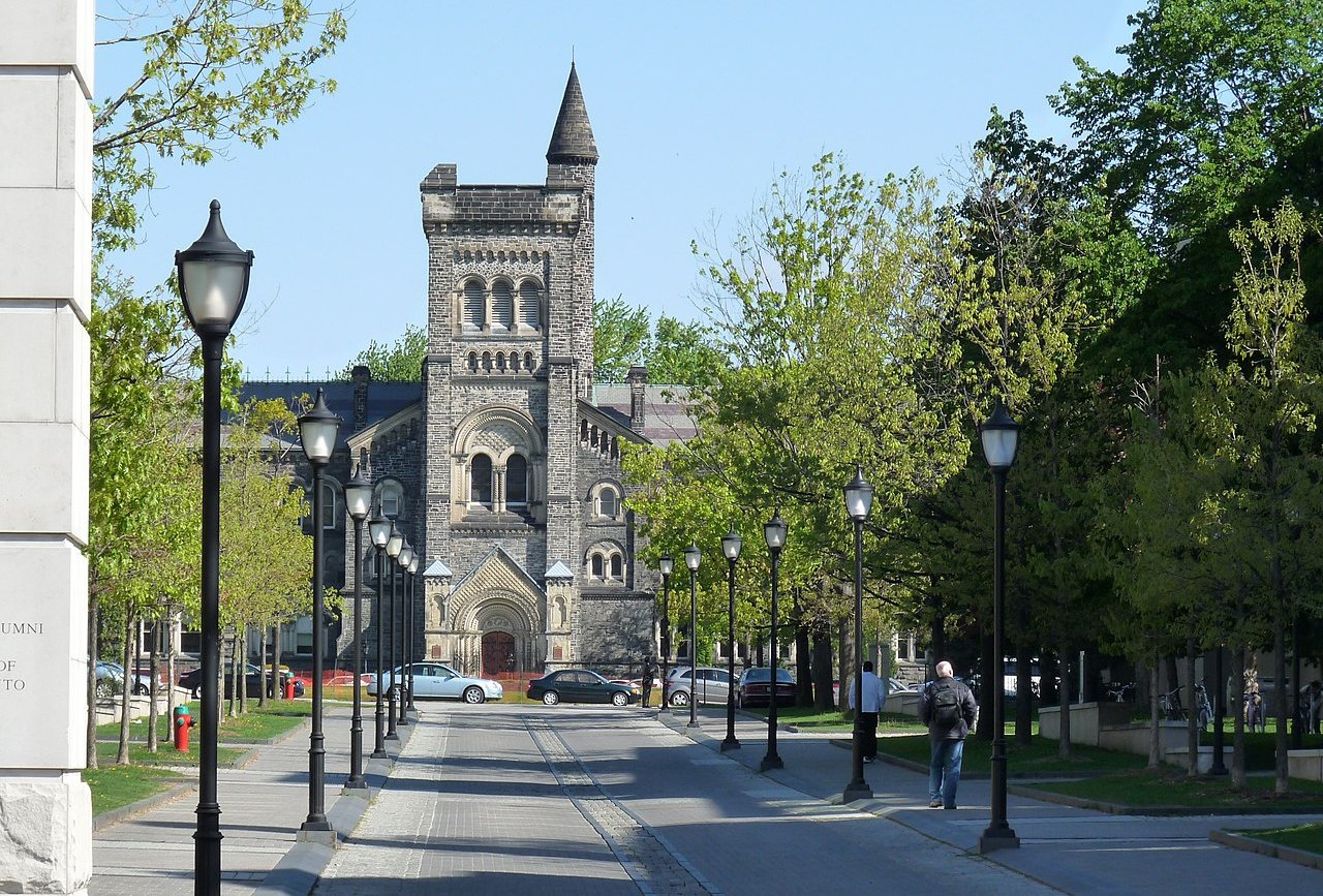 University of Toronto from a street