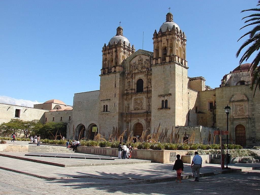  Santo Domingo de Guzmán, in Oaxaca city
