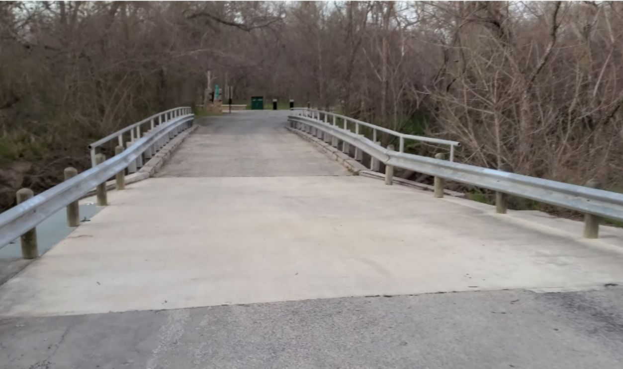 Texas, The Donkey Lady Bridge Of San Antonio