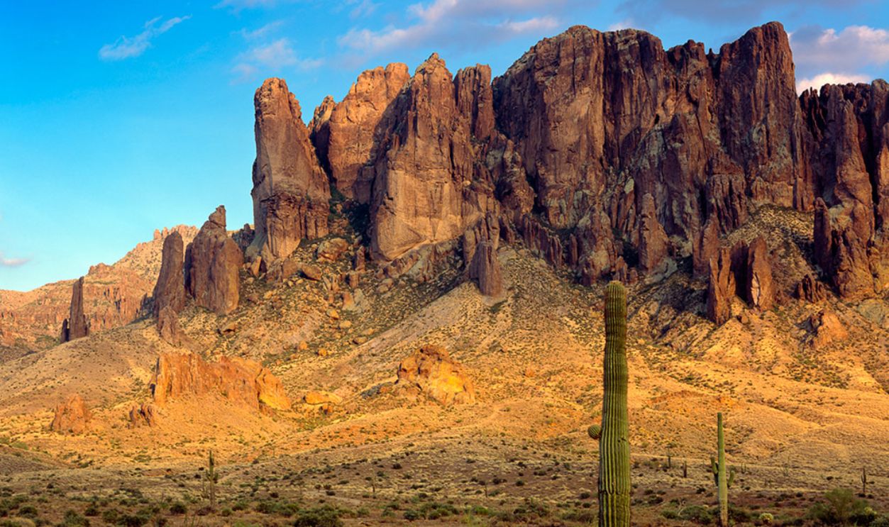 Arizona, The Lost Dutchman's Gold Mine Of The Superstition Mountains