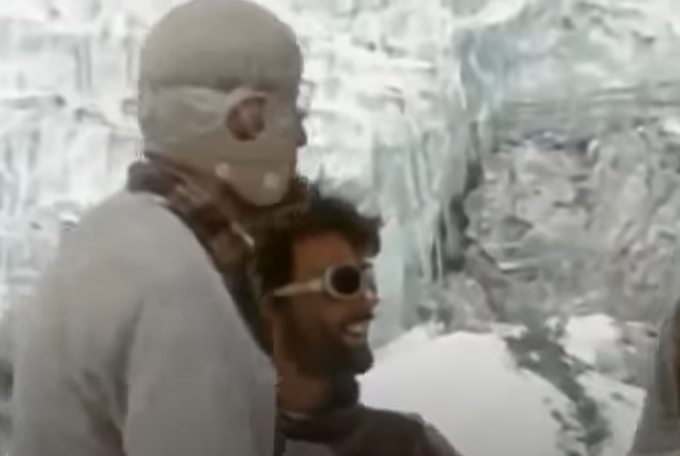 Screenshot from - The Race for Everest (2003)