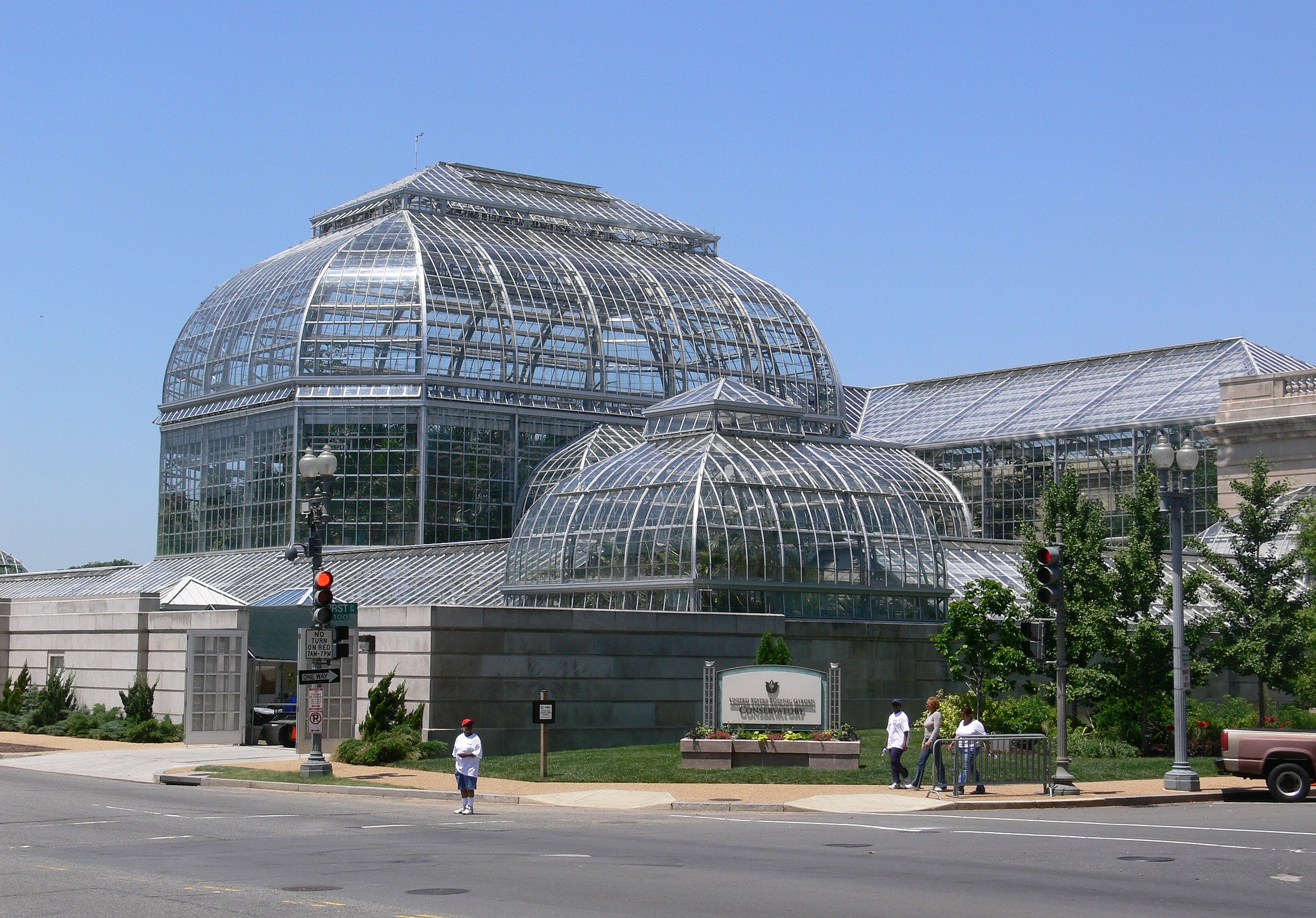 Botanic Garden Conservatory