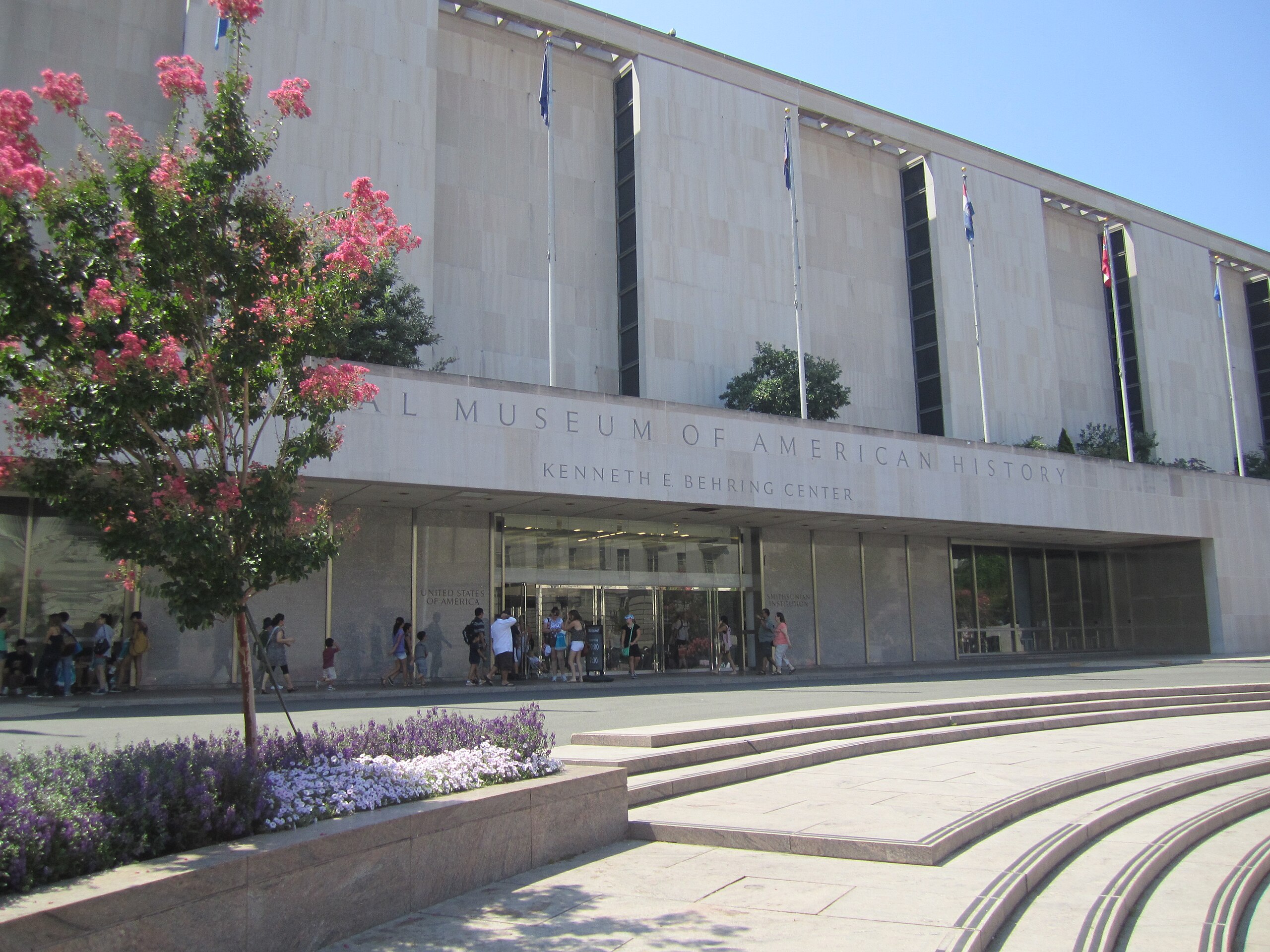 North facade entrance of the Museum Of American History