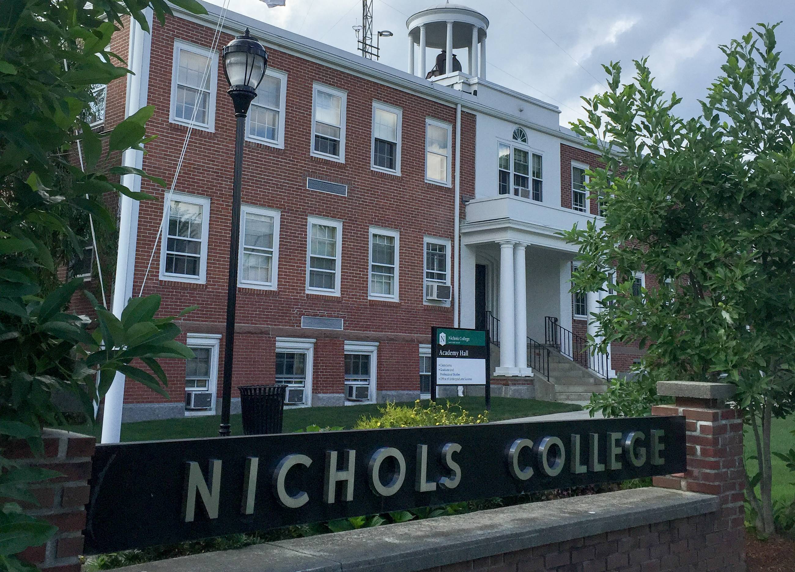 Nichols College, Dudley, Ma