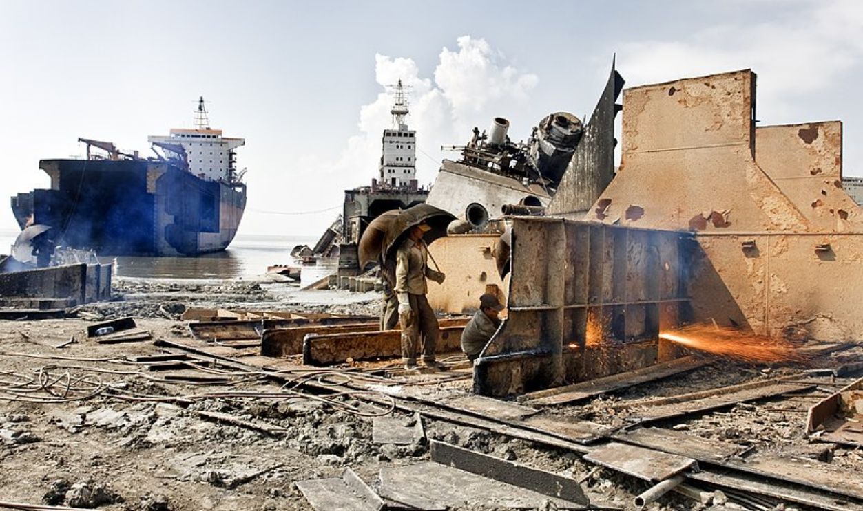 Chittagong Ship Breaking Yard, Bangladesh
