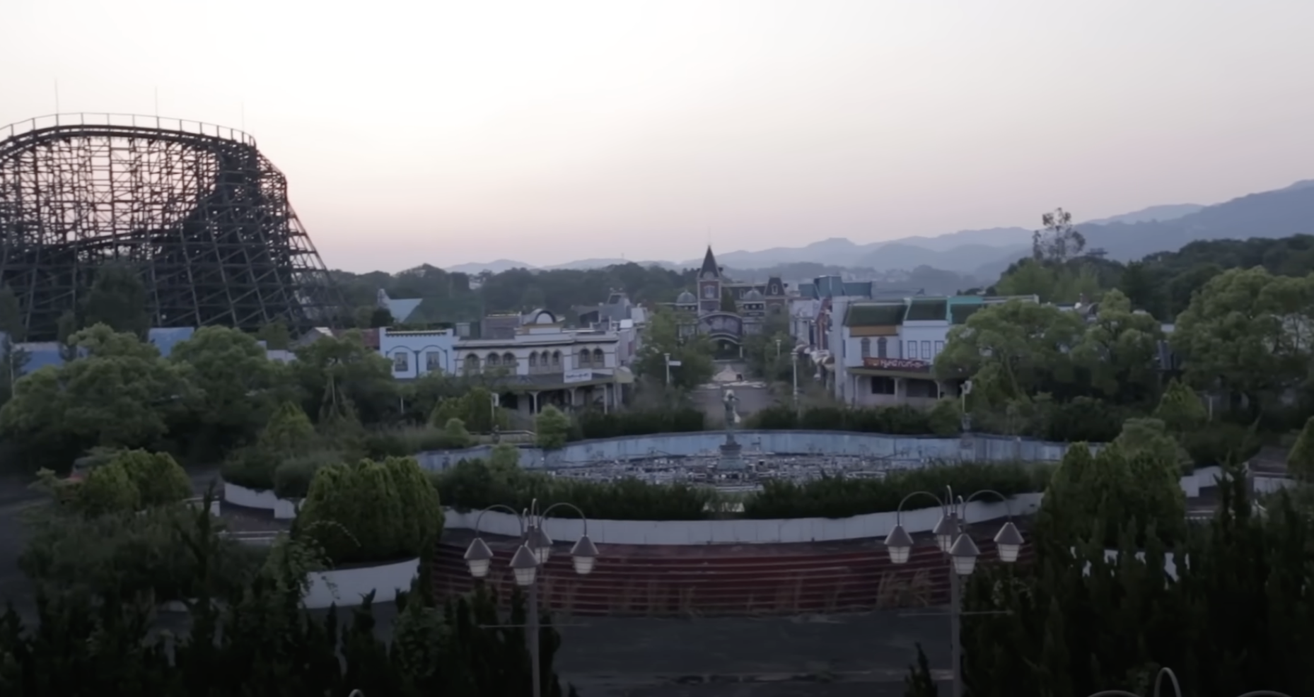 Disney Nara Dreamland 1