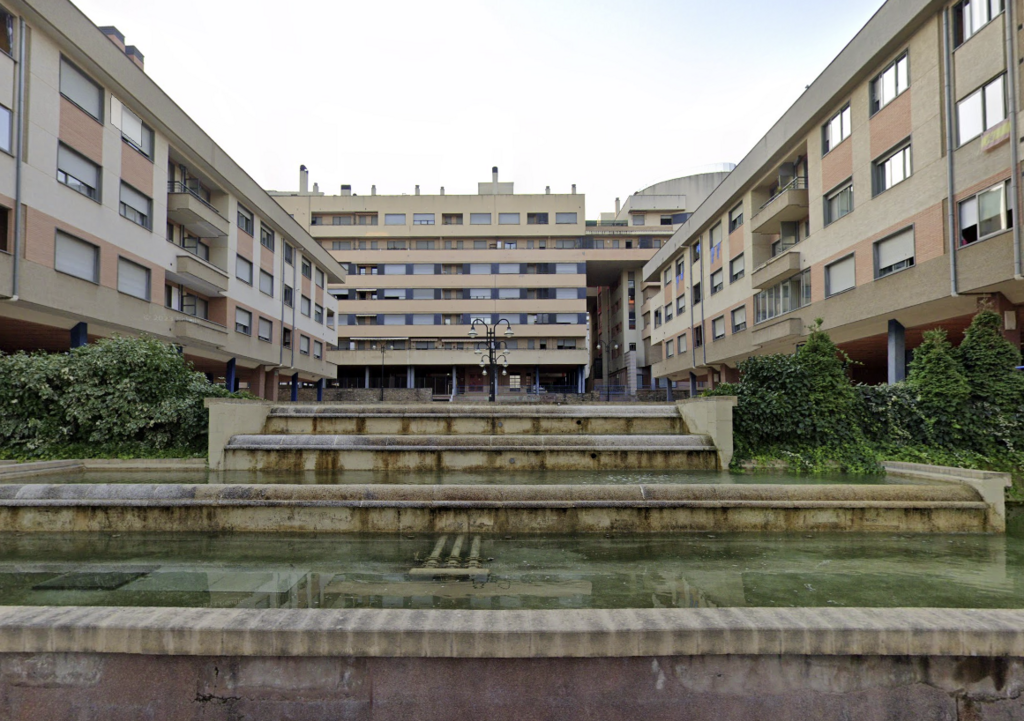 Historical Chernobyl fountain where firefighters bathed.