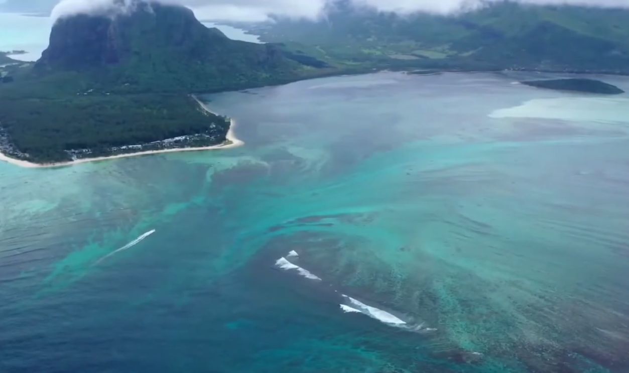 Denmark Strait Cataract