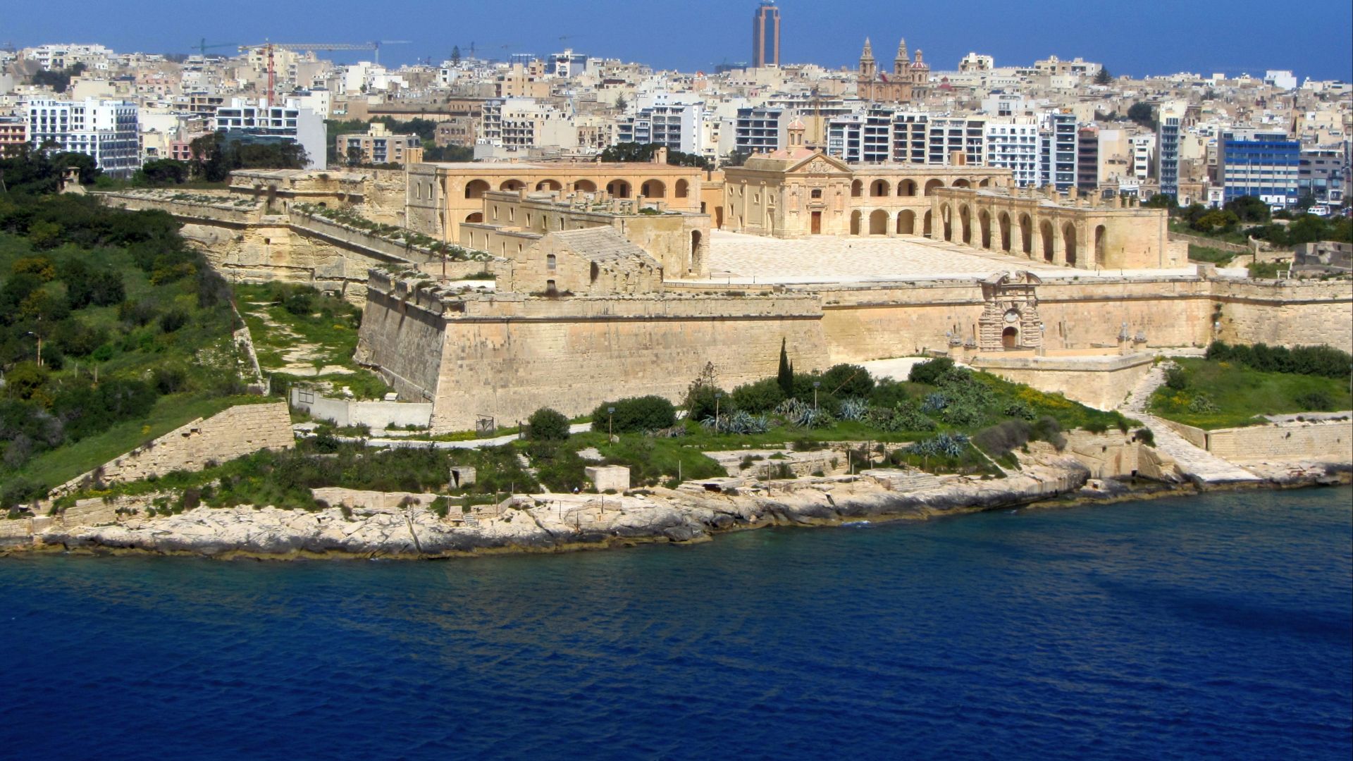 File:Fort Manoel - View from Valletta.JPG