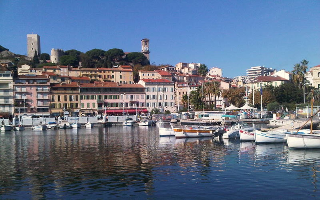Old port of Cannes , fishermen's corner - 2010