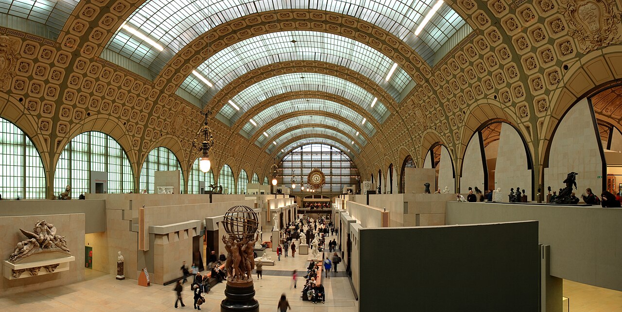 Main alley of the Orsay Museum in Paris, France - 2007