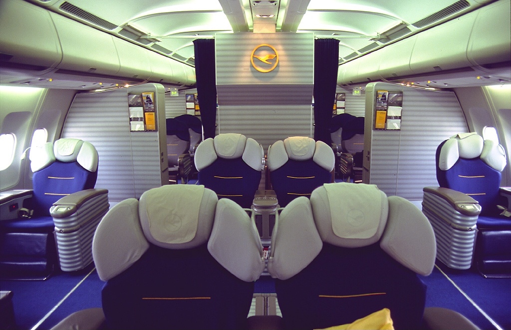 Airbus A340-211, Lufthansa