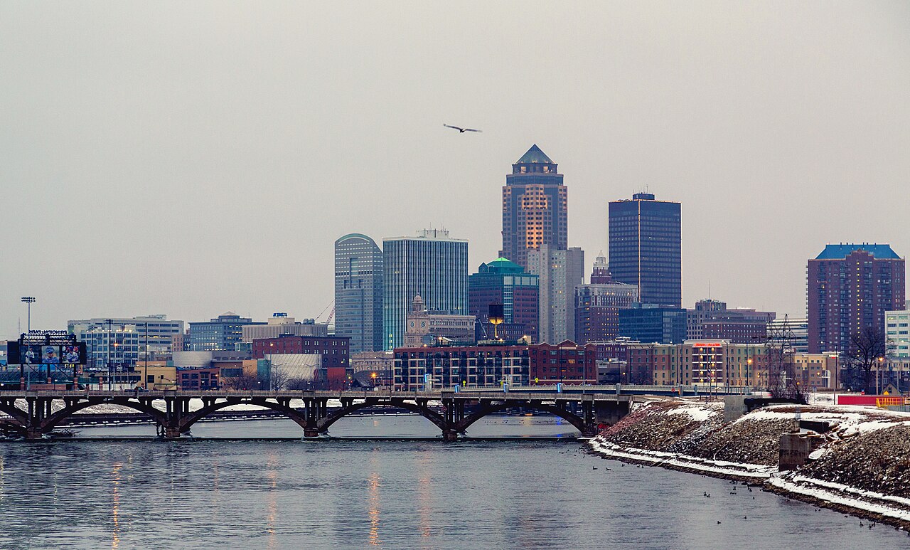 The Des Moines River leading to the Des Moines, Iowa skyline